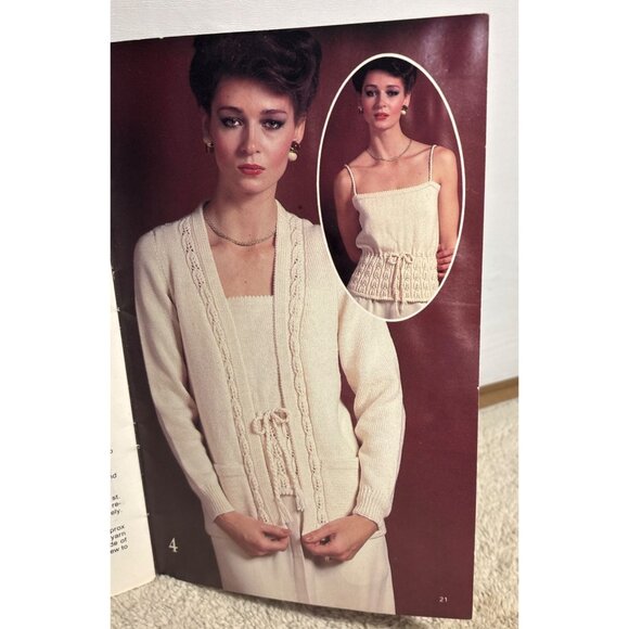 Vintage Beehive Pattern Book 434 Knitting Patterns Sweaters Cardigans Vests - Picture 5 of 6